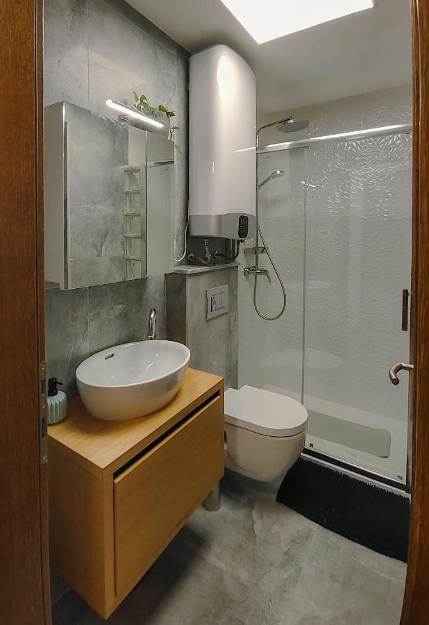 Studio Apartment Above Promenade W Terrace & Parking Rabac Εξωτερικό φωτογραφία